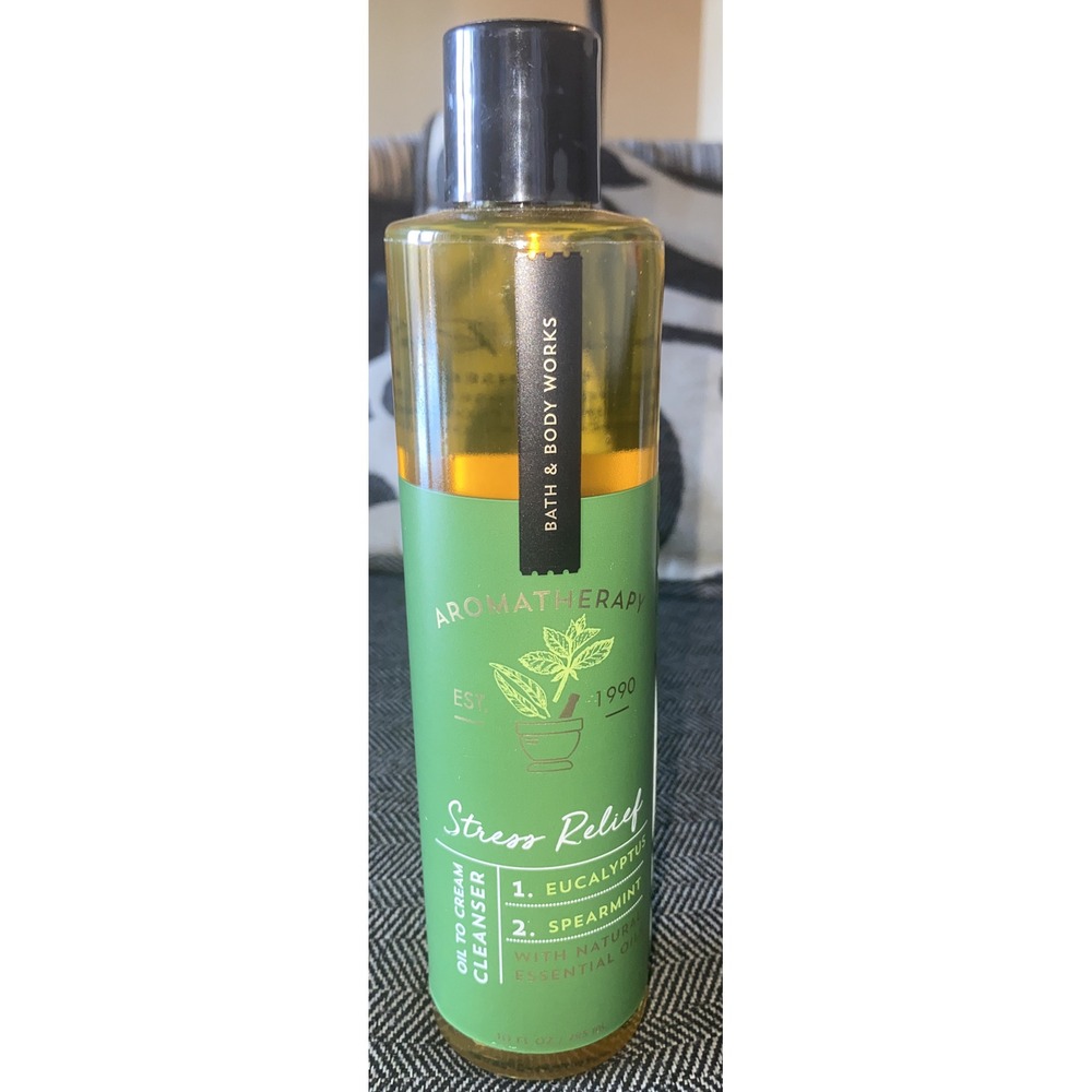 Bath Body Works Aromatherapy STRESS RELIEF Oil to Cream Cleanser Eucalyptus Spea
